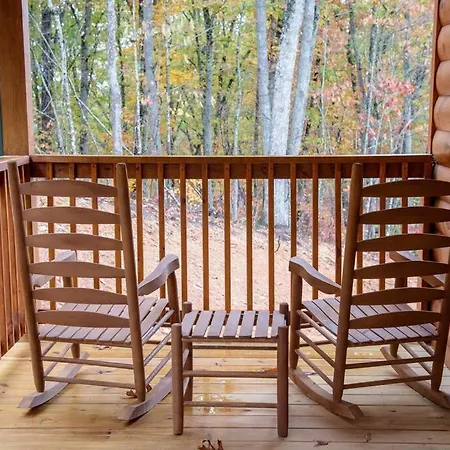 Spacious 2800 Sq Ft-Cozy Wood Cabin-New Build Pigeon Forge Exterior photo